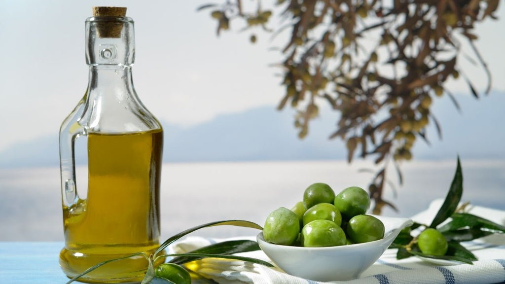 What are hojiblanca olives?