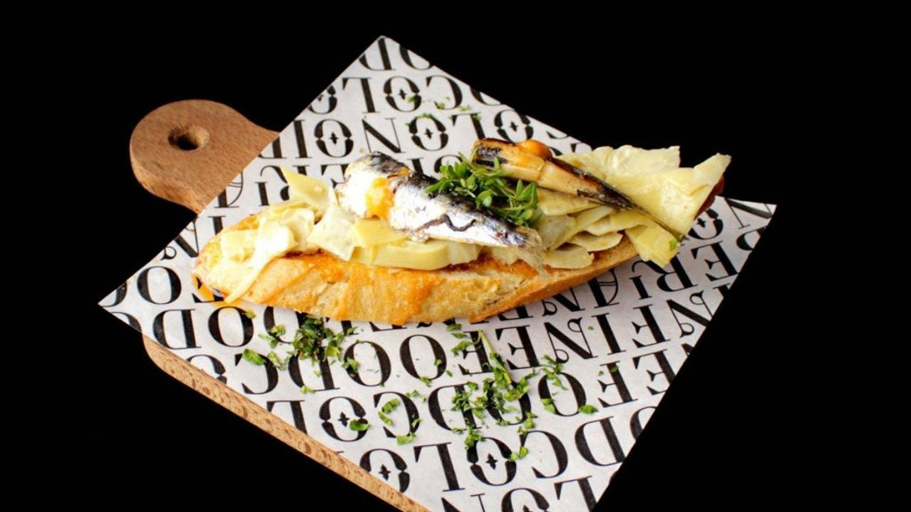 Receta de Pintxo con Petingas, Alcachofas y Salsa Romesco